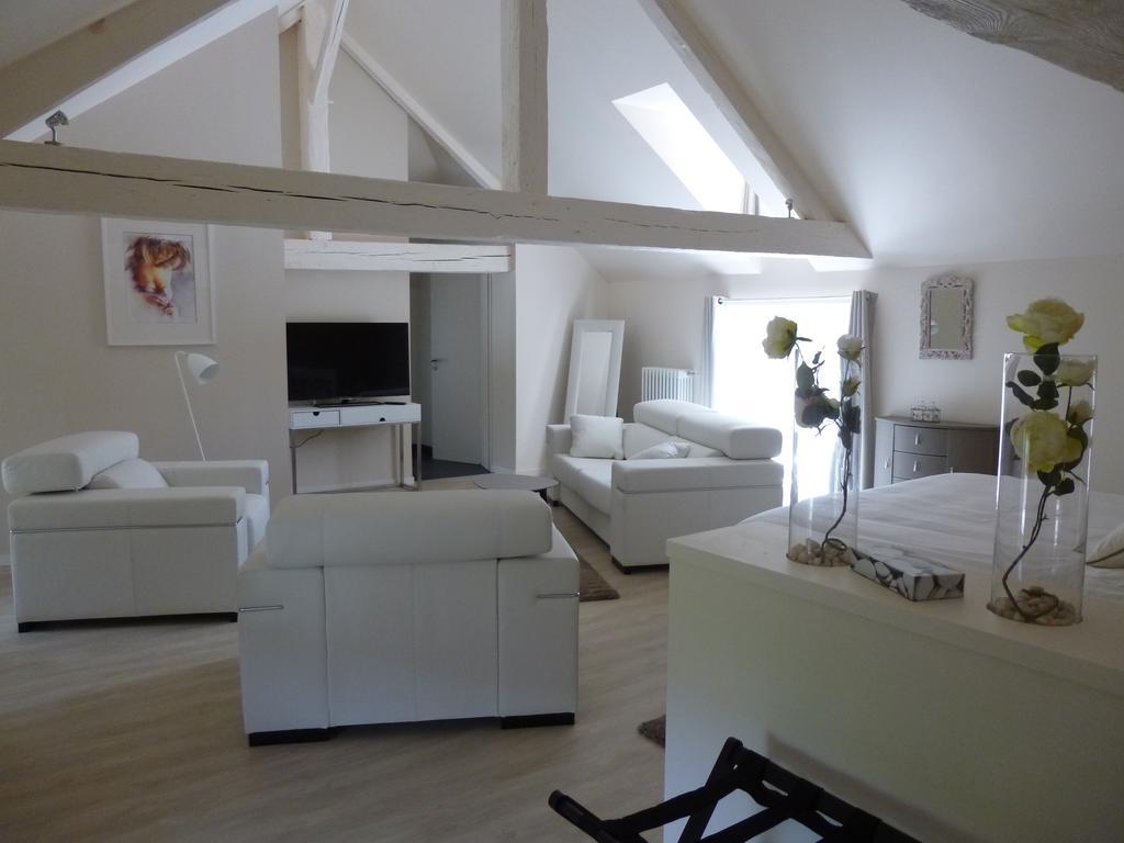 Hotel Le Saint Martin Sablé-sur-Sarthe الغرفة الصورة